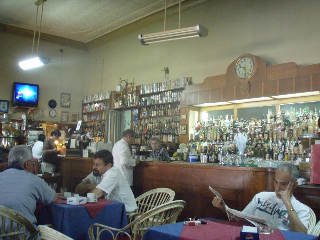 Hotel Touring Club تريليو المظهر الخارجي الصورة